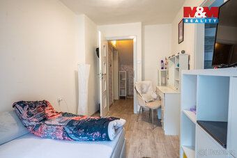 Nabízíme k prodeji velmi dobře udržovaný rodinný dům 5+1 (už