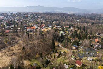Ev.č. 06648 Představím vám zahrádku s chatičkou, které říkám