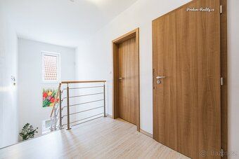 Ev.č. 00074 Rodinný dům. Klidná ulice. Zahrada. Výborný stav