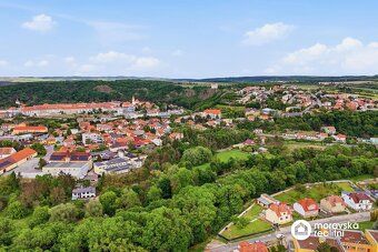Nabízíme k prodeji výjimečný rodinný dům o dispozici 5+kk, k