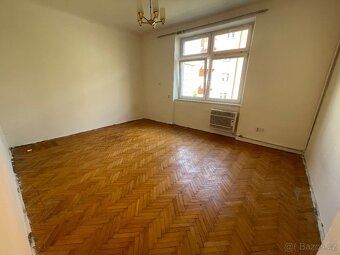 pronájmu
Pronájem prostorného bytu 2+1 Zeyerova, Olomouc Nab