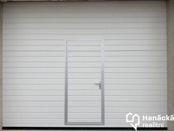 Nabízíme k pronájmu skladovací či výrobní halu o celkové vým