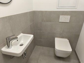 RK NEVOLAT. Pronájem nového bytu 3+kk s balkonem a parkování