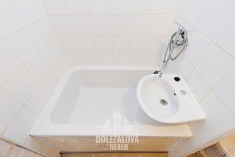 Ev.č. 00879 Nabízím k pronájmu byt o dispozici 1+1 s podlaho
