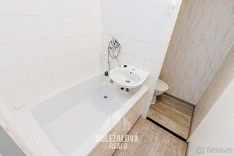 Ev.č. 00879 Nabízím k pronájmu byt o dispozici 1+1 s podlaho