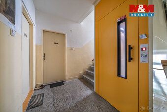 Nabízíme k pronájmu zrekonstruovaný byt 1+1 s lodžií (5,25 m