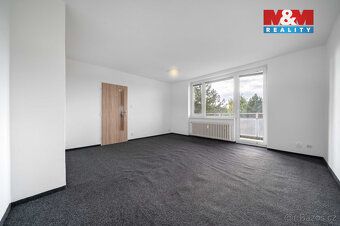 Nabízíme k pronájmu zrekonstruovaný byt 1+1 s lodžií (5,25 m