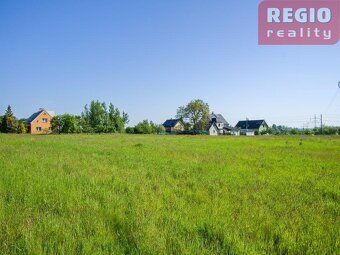 Stavební pozemek 10 072 m2, Bruzovice, klidná lokalita, možn
