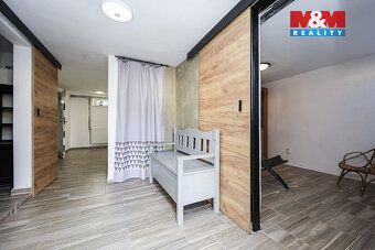 Nabízíme k prodeji prostornou chalupu po kompletní rekonstru