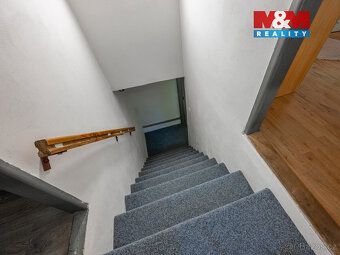 Nabízíme ke koupi zděný rodinný dům v klidné části obce Holš