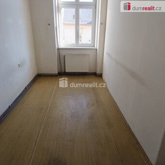 záloha na vodu + záloha OSP + kauce + provize RK, Dumrealit.