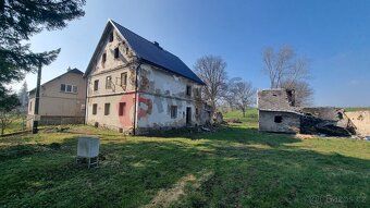 Nabízíme k prodeji rodinný dům 185 m2 s pozemkem 1300 m2 ve 