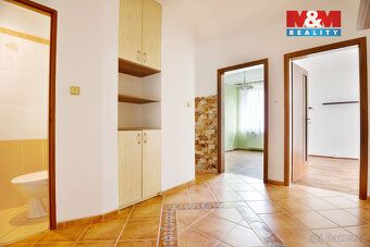 Hledáte byt 3+1, který nabízí praktické bydlení s kompletním