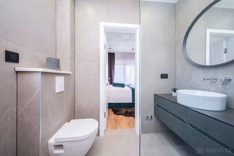 DADOT exkluzívne ponúka modernú vilu v Kaštel Novi, len 450 