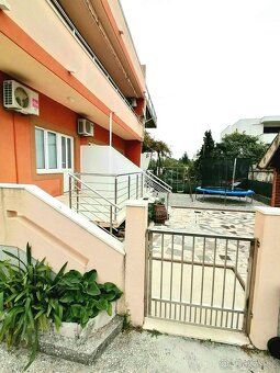 DADOT ponúka exkluzívne na predaj dom so 4 apartmánmi v obľú