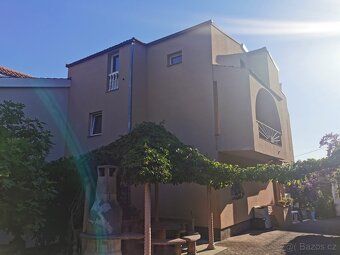 DADOT vám ponúka exkluzívne na predaj apartmánový dom v jedn
