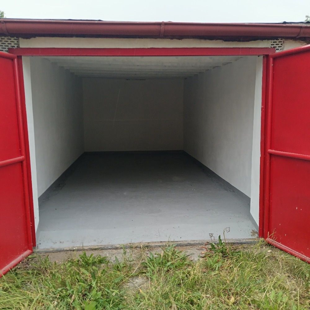 Dobrý den, nabízím k pronájmu zděnou, uzamykatelnou garáž, v