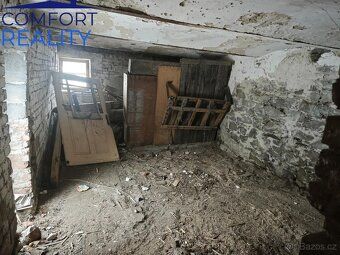 Prodej rodinného domu 5+2 o podlahové ploše 200 m2. Dům je č