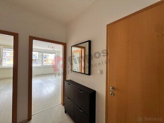 Tento hezký a čistý byt 2+kk o užitné ploše 55 m² se nachází