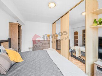 Nabízím k pronájmu útulný a světlý byt o dispozici 2+1 s uži