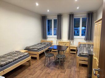 Klidné dlouhodobé ubytování pro firmy – Velichov (20 lůžek) 
