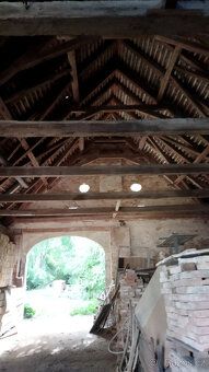 Nabízíme k prodeji pozemky o celkové výměře 5 063 m², které 
