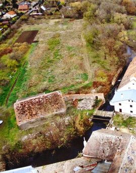 Nabízíme k prodeji pozemky o celkové výměře 5 063 m², které 