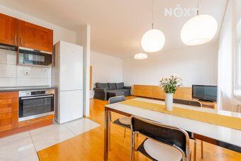 Moderní byt 3+1/sklep, 78,44 m2 s lodžií 6,6 m2 se nachází v
