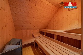 Nabízíme k prodeji roubenku kolaudovanou v roce 2002. Tento 