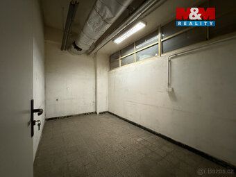 Nabízíme k pronájmu výrobní halu o užitné ploše 1062 m², sit