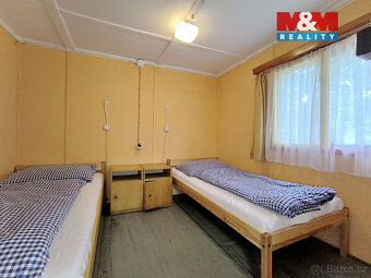 Jedinečná příležitost ke koupi rozlehlé chatové osady u rybn