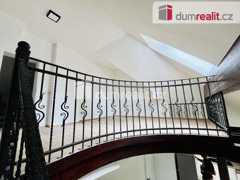 Anuita: 1000 Kč, informace v realitní kanceláři, Dumrealit.c