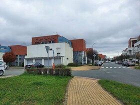 Prodám parkovací stání ul. Rybova v Malšovicích Hradec Králo