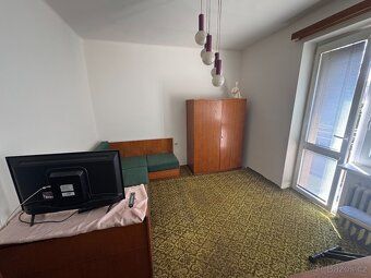Nabízíme k prodeji byt o dispozici 3+1 nacházející se v širš