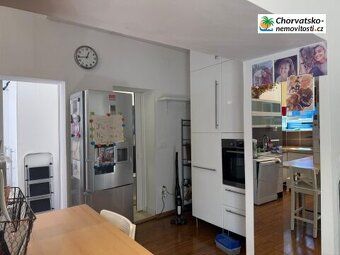 CHORVATSKO-NEMOVITOSTI.cz nabízí útulný přízemní dům v oblíb