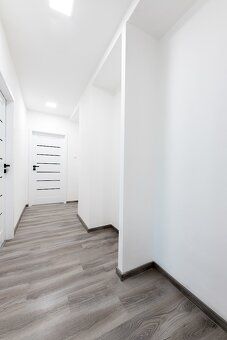 Nabízíme Vám ke koupi krásný družstevní byt 3+1 o velikosti 