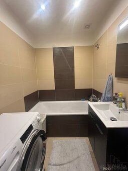 Prostorný byt 2+1 o rozloze 55 m² v klidné rezidenční lokali