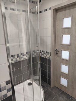 Družstevní byt 1+1 v Úpici na Veselce. Celková rekonstrukce 