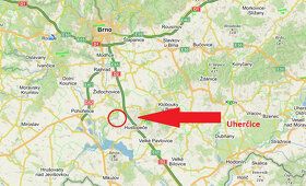 Nabízíme v exkluzivním zastoupení k prodeji soubor tří pozem