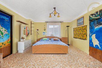 Dvougenerační cihlový rodinný dům o užitné ploše 221 m² se n