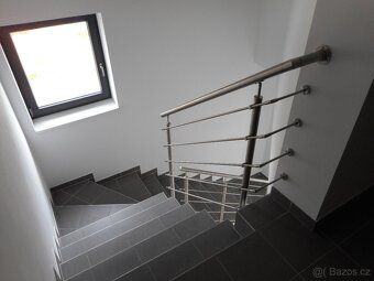 Nabízím k pronajmu útulný , světlý byt 1kk o velikosti 29m2 
