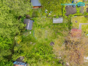 Nabízíme k prodeji pozemek o celkové ploše 450 m², situovaný