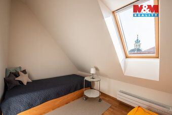 Hledáte opravdu výjimečné bydlení v samém srdci města? Nabíz