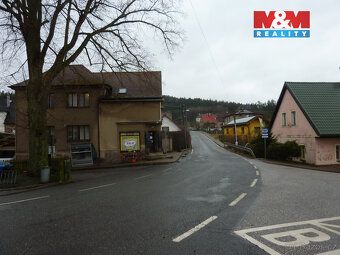 Nabízíme k prodeji rodinný dům vhodný k podnikání jako resta