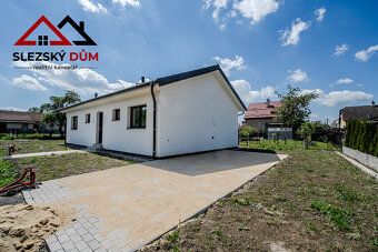Hledáte moderní rodinné bydlení v klidné lokalitě, které si 