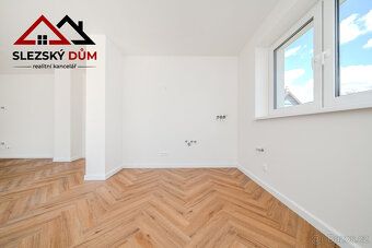 Hledáte moderní rodinné bydlení v klidné lokalitě, které si 