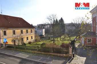 Prodej obchodně komerčních prostor v centru města Červený Ko