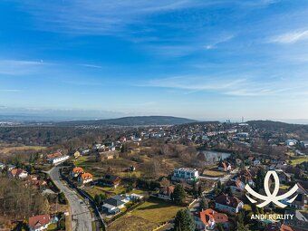 Ev.č. 00157 Stavební pozemek o výměře 890 m² v obci Bradlec 