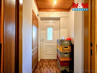 Nabízíme k prodeji slunný pozemek určený k bydlení o výměře 