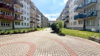 Pronájem bytu 2+kk 38m² ul. Pelušková, Praha 9 – Kyje Pronáj